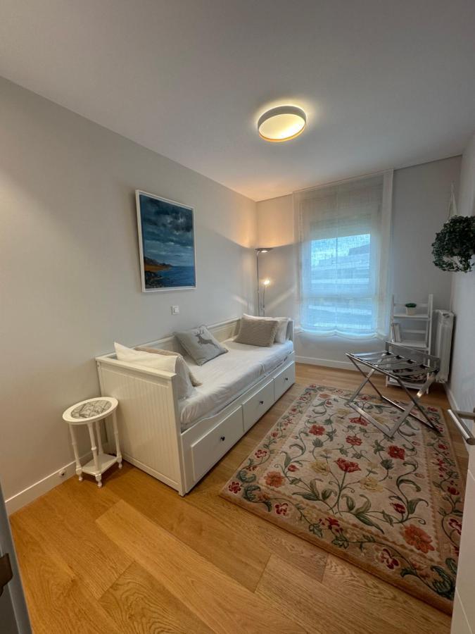 Ferienwohnung A Estrenar Amplio Con Piscina Y Parking Getxo Exterior foto